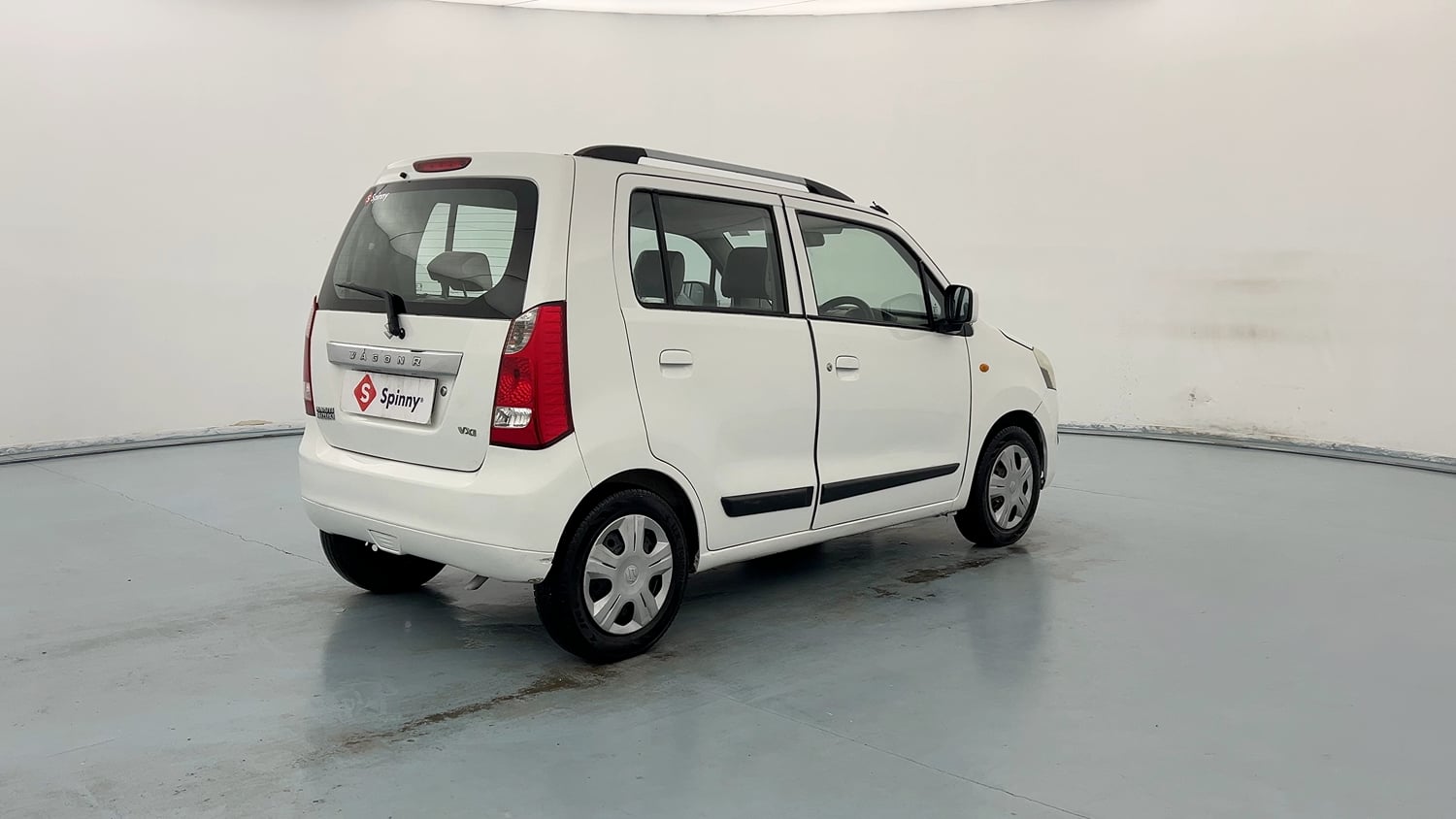 Used 2017 Maruti Suzuki Wagon R 1.0 VXI Petrol + CNG (Outside Fitted) Cng Manual exterior RIGHT REAR CORNER VIEW