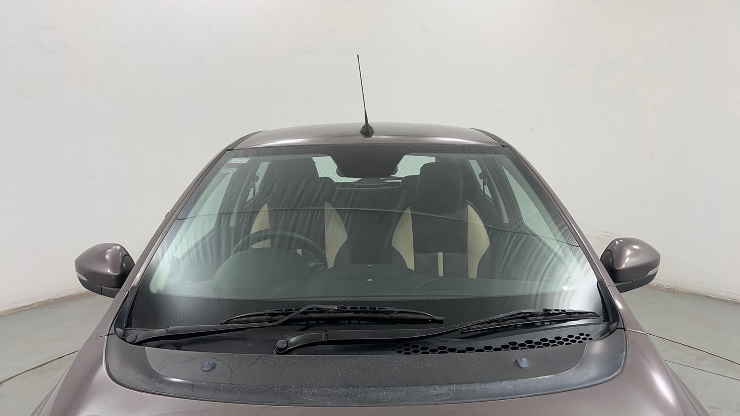 Used 2017 Tata Tiago Revotron XZ Petrol Manual exterior FRONT WINDSHIELD VIEW