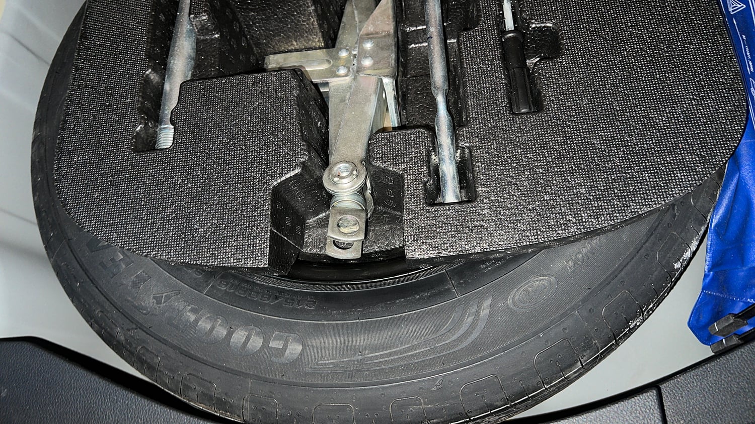 Used 2025 Honda Elevate ZX CVT Petrol Automatic tyres SPARE TYRE VIEW