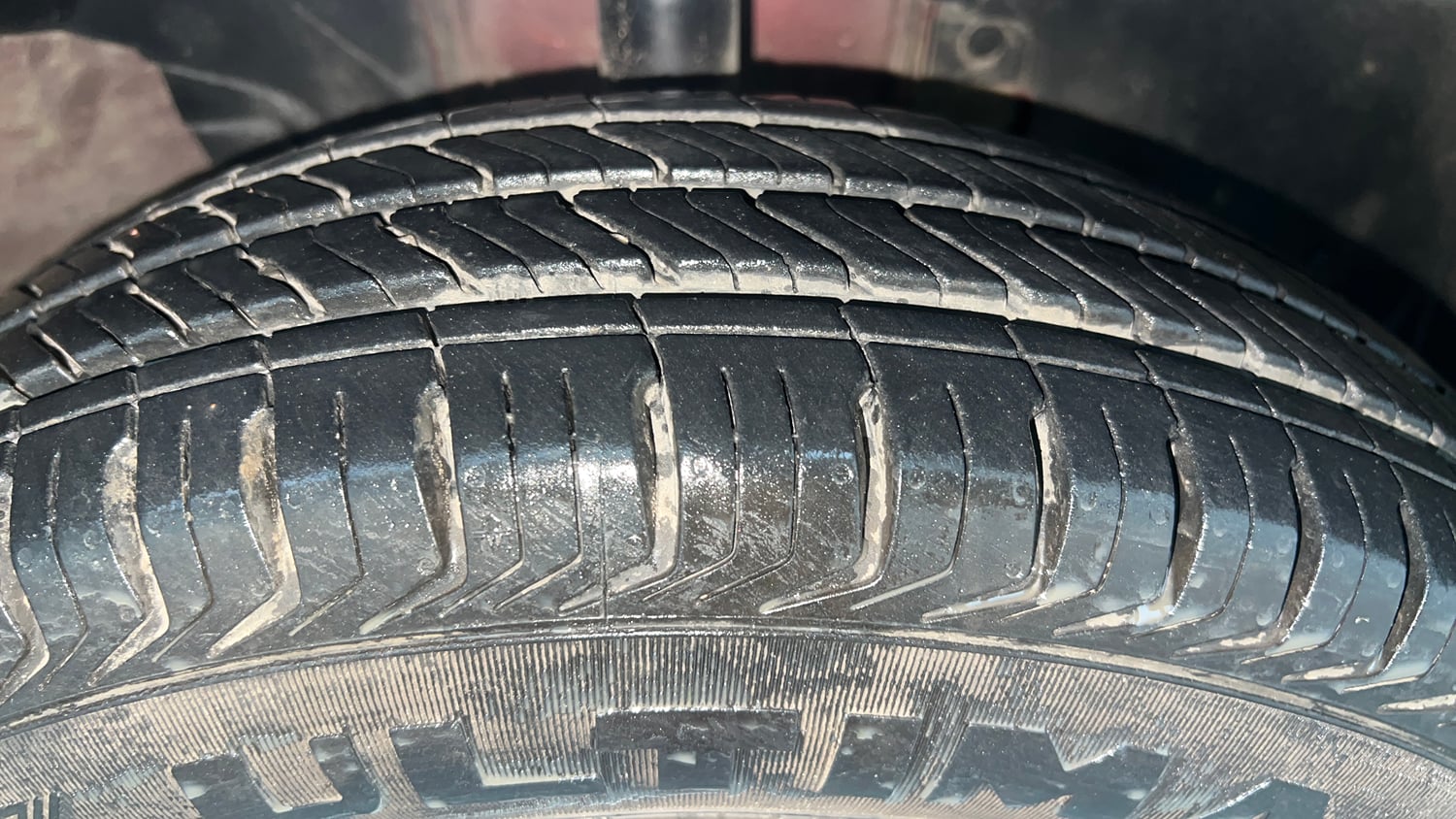 Used 2016 Renault Kwid RXT Petrol Manual tyres RIGHT FRONT TYRE TREAD VIEW