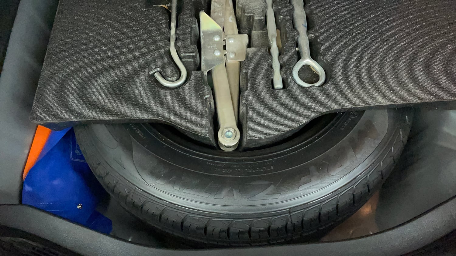 Used 2020 Honda Jazz ZX CVT Petrol Automatic tyres SPARE TYRE VIEW