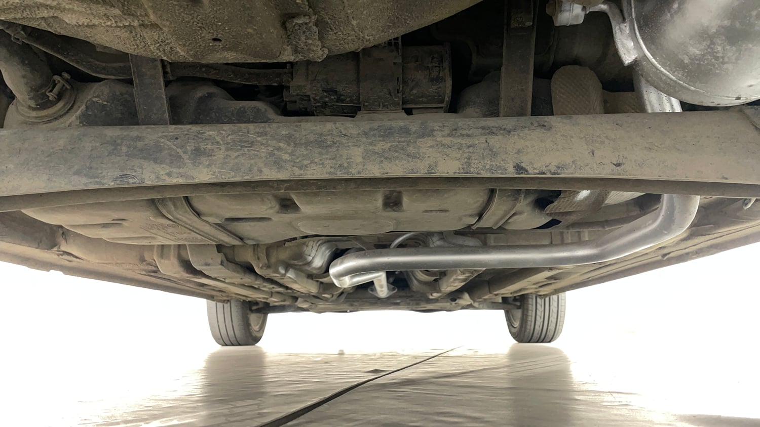 Used 2014 Hyundai Elite i20 Asta 1.2 Petrol Manual extra REAR UNDERBODY VIEW (TAKEN FROM REAR)