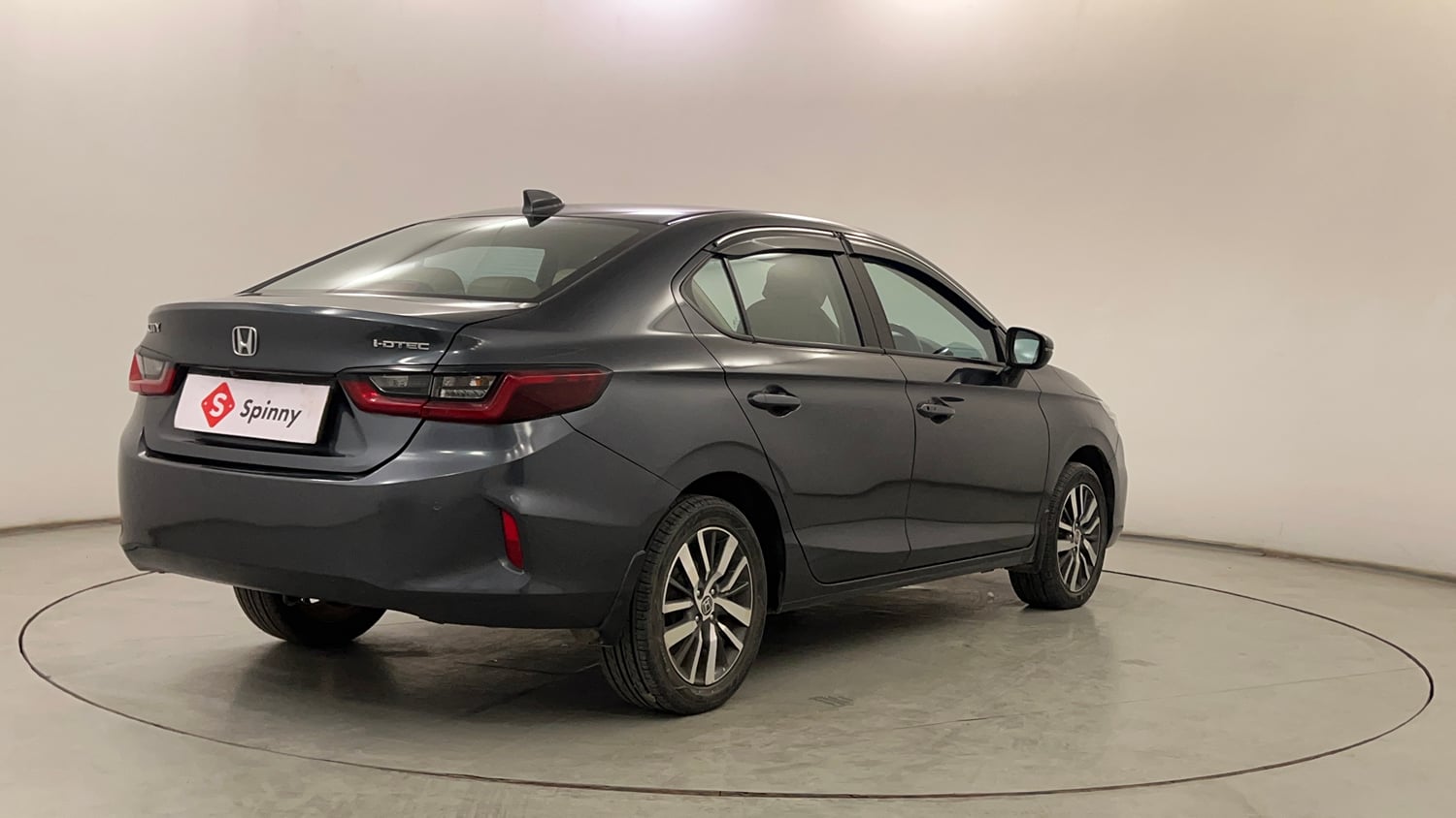 Used 2022 Honda City VX Diesel Diesel Manual exterior RIGHT REAR CORNER VIEW