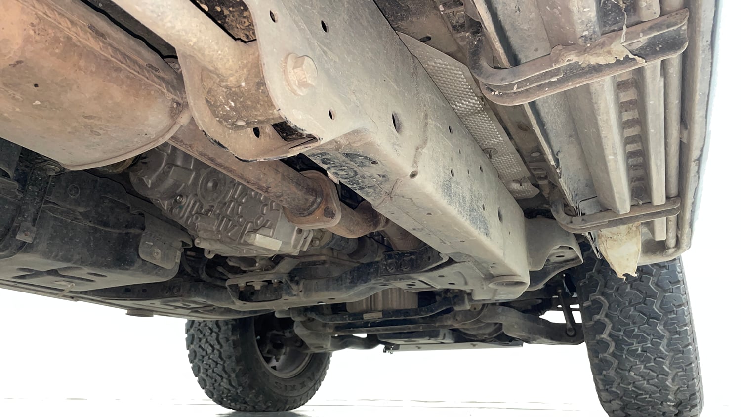 Used 2022 mahindra Thar LX Hard Top Petrol AT 4WD Petrol Automatic extra REAR RIGHT UNDERBODY VIEW