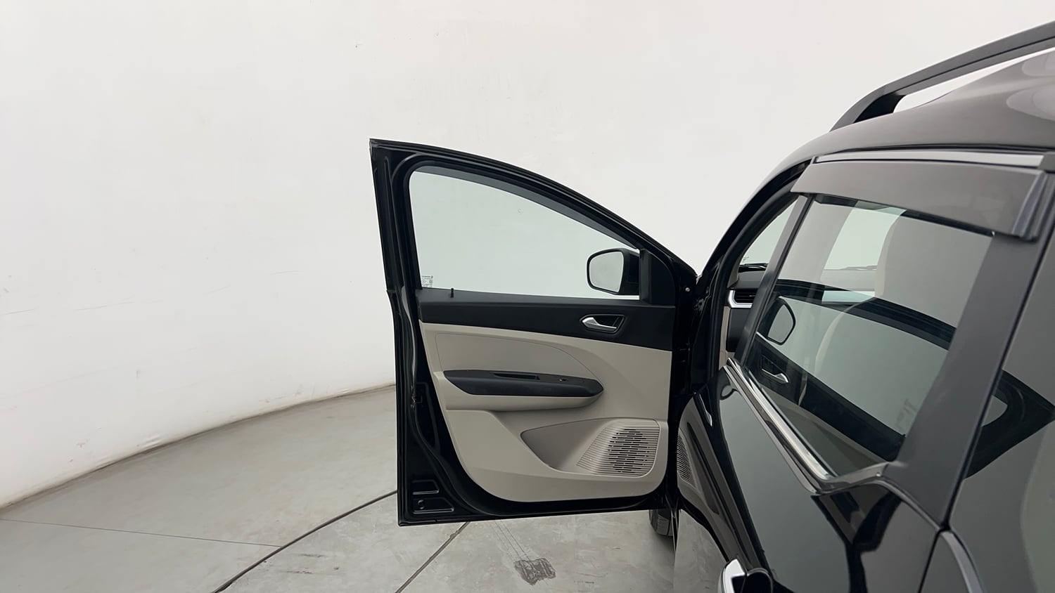 Used 2024 Renault Triber RXZ Petrol Manual interior LEFT FRONT DOOR OPEN VIEW