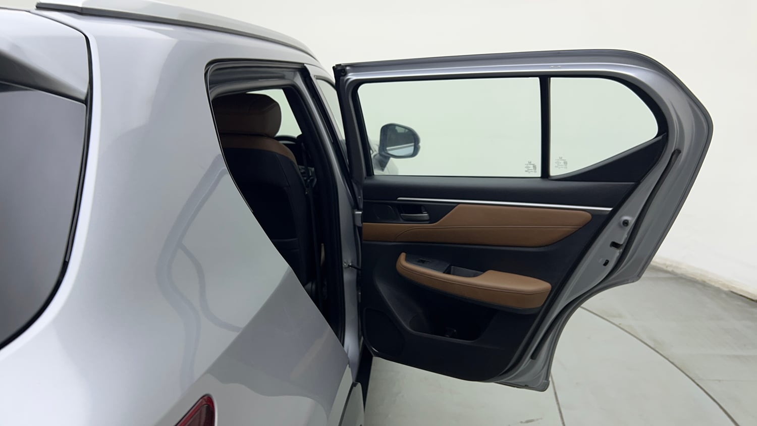 Used 2025 Honda Elevate ZX CVT Petrol Automatic interior RIGHT REAR DOOR OPEN VIEW