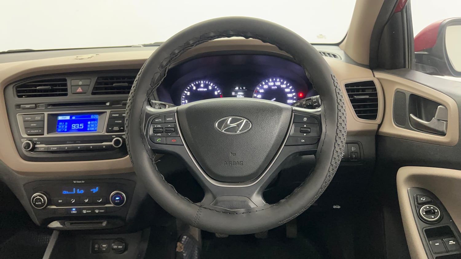 Used 2015 Hyundai Elite i20 Asta 1.2 Petrol Manual interior STEERING VIEW