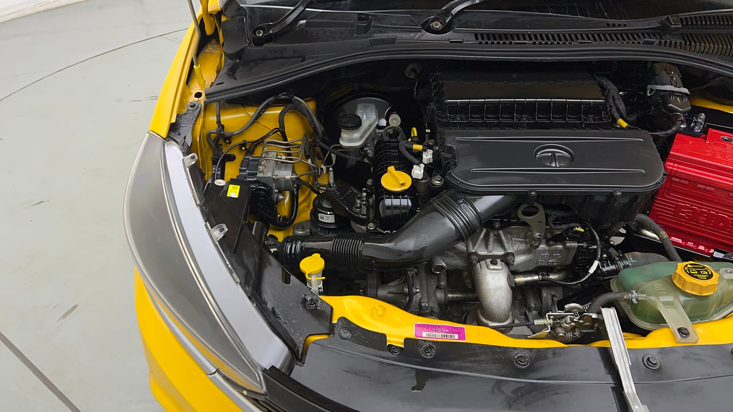 Used 2020 Tata Tiago XZ Plus Petrol Manual engine ENGINE RIGHT SIDE VIEW