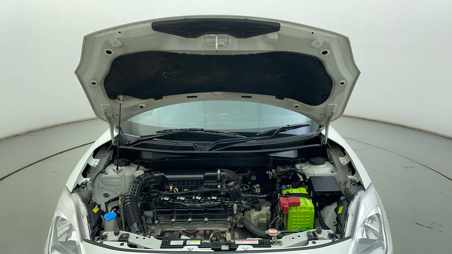 Used 2020 Maruti Suzuki Swift VXi AMT Petrol Automatic engine ENGINE & BONNET OPEN FRONT VIEW