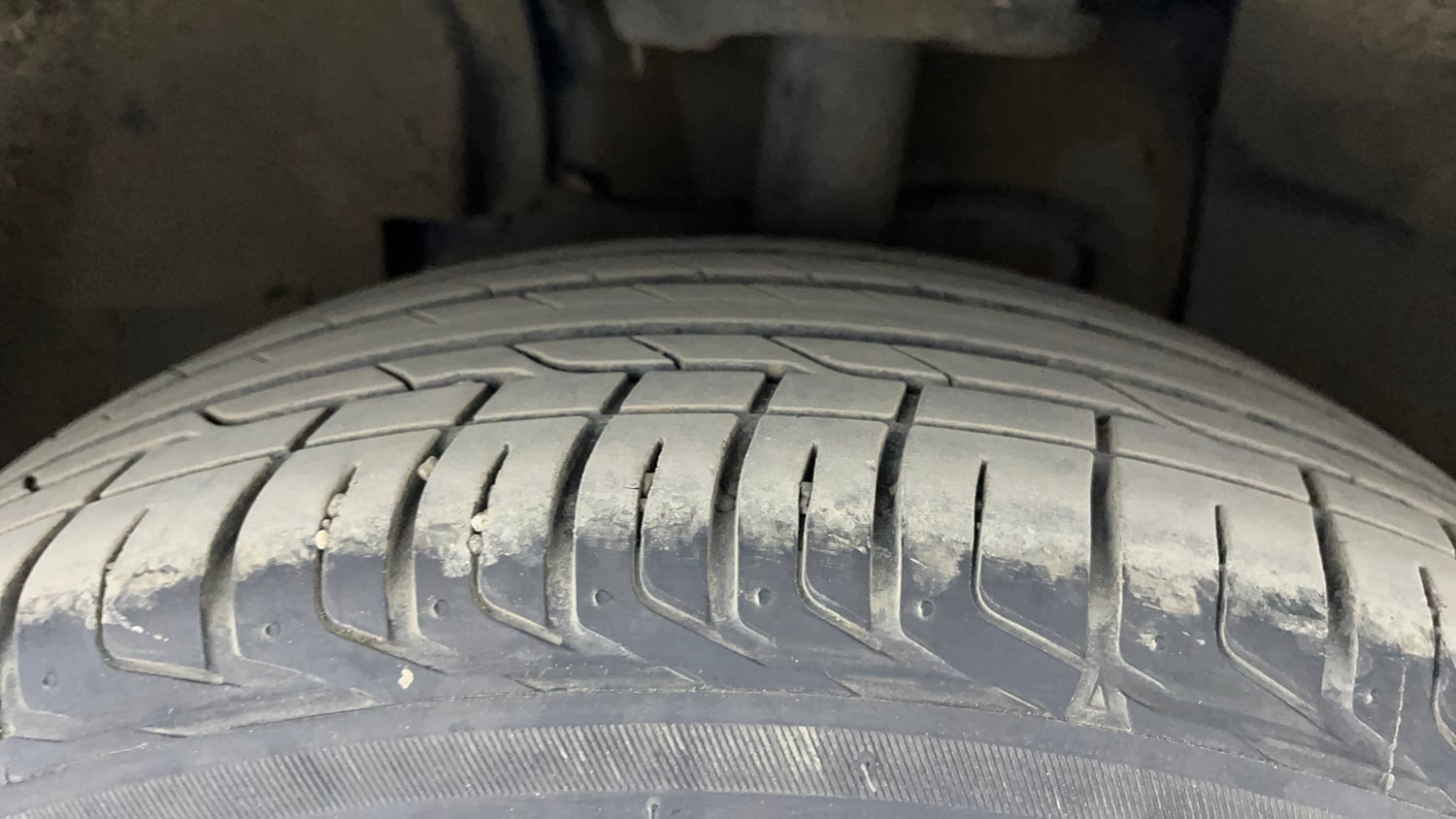 Used 2020 Tata Nexon XZA Plus (O) Dual Tone Petrol Automatic tyres LEFT FRONT TYRE TREAD VIEW