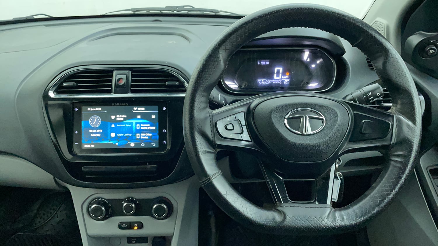 Used 2022 Tata Tiago XT Rhythm Petrol Manual interior STEERING VIEW