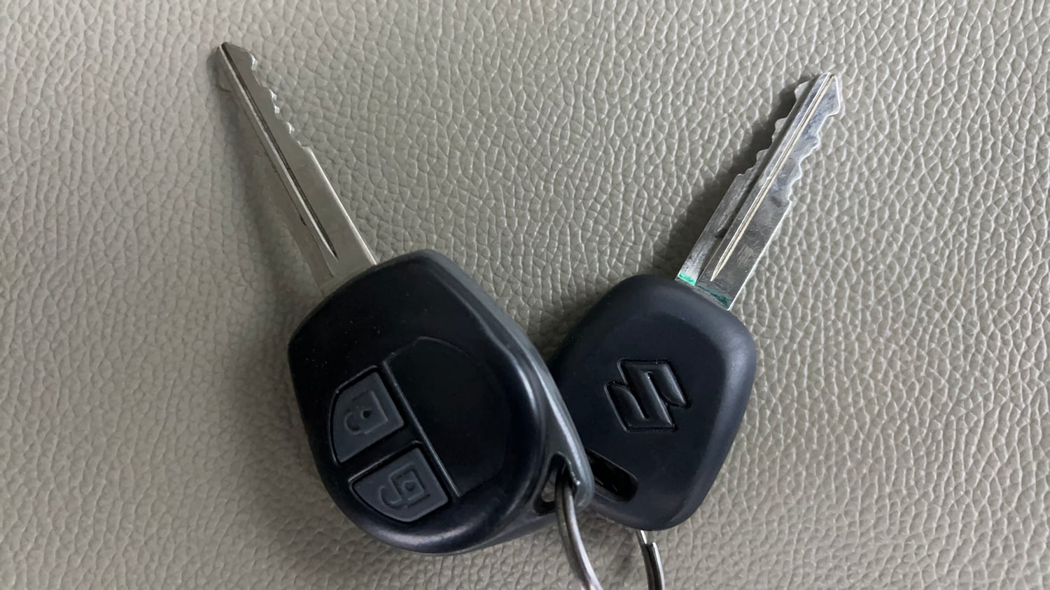 Used 2021 Maruti Suzuki Alto 800 Vxi Plus Petrol Manual extra CAR KEY VIEW
