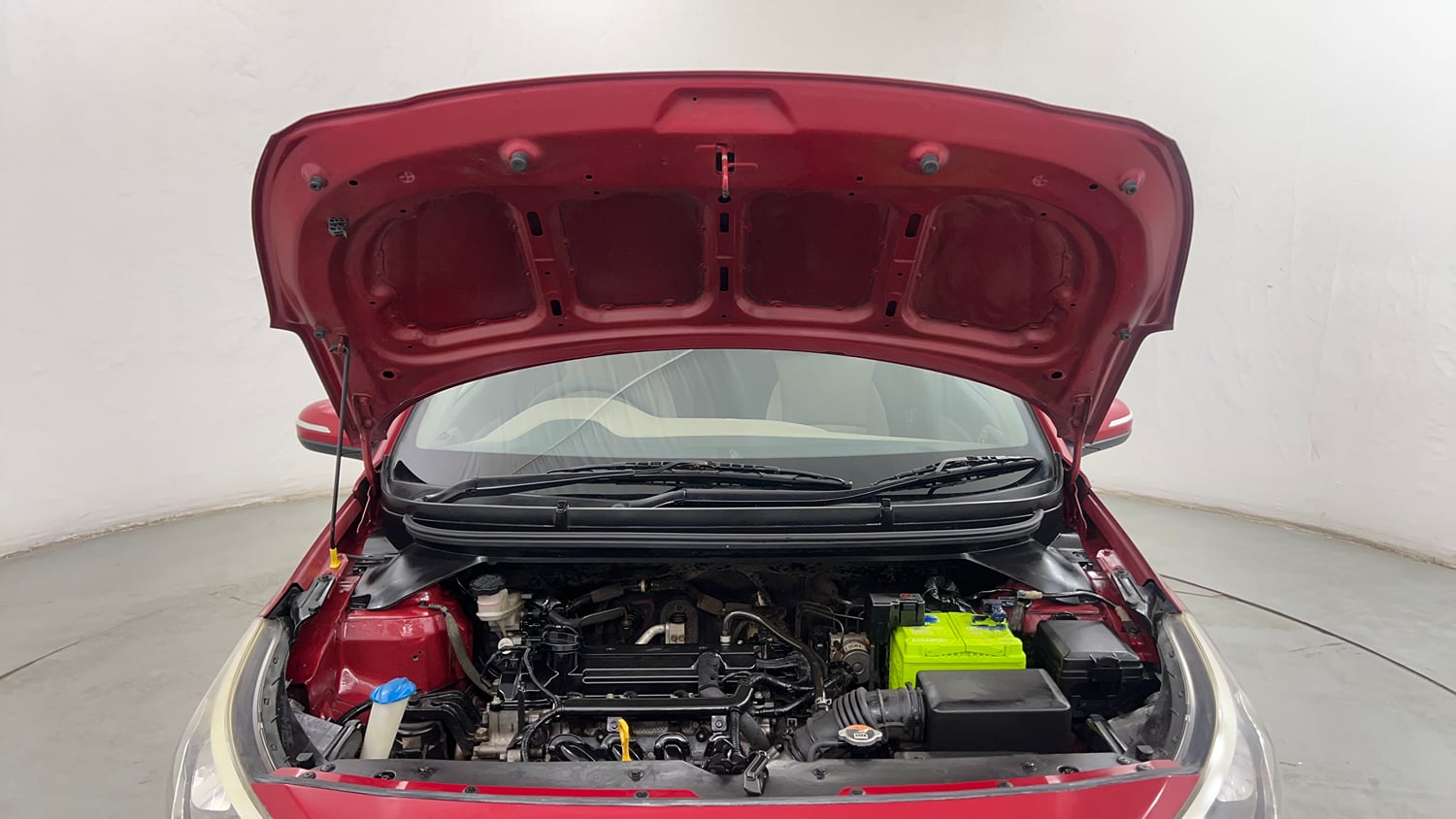 Used 2015 Hyundai Elite i20 Asta 1.2 Petrol Manual engine ENGINE & BONNET OPEN FRONT VIEW
