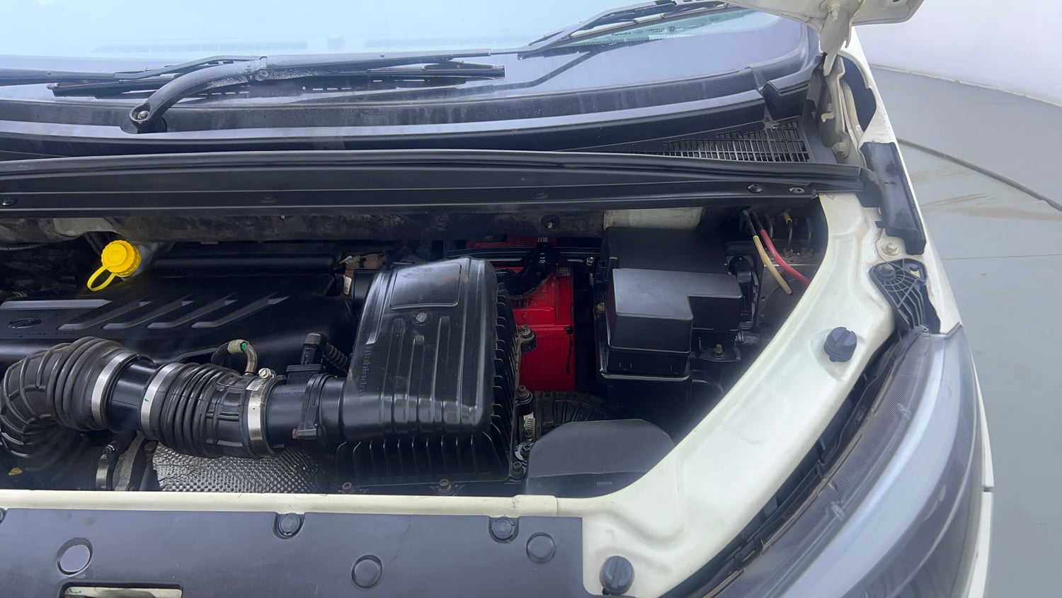 Used 2019 Mahindra Marazzo M6 7 STR Diesel Manual engine ENGINE LEFT SIDE VIEW