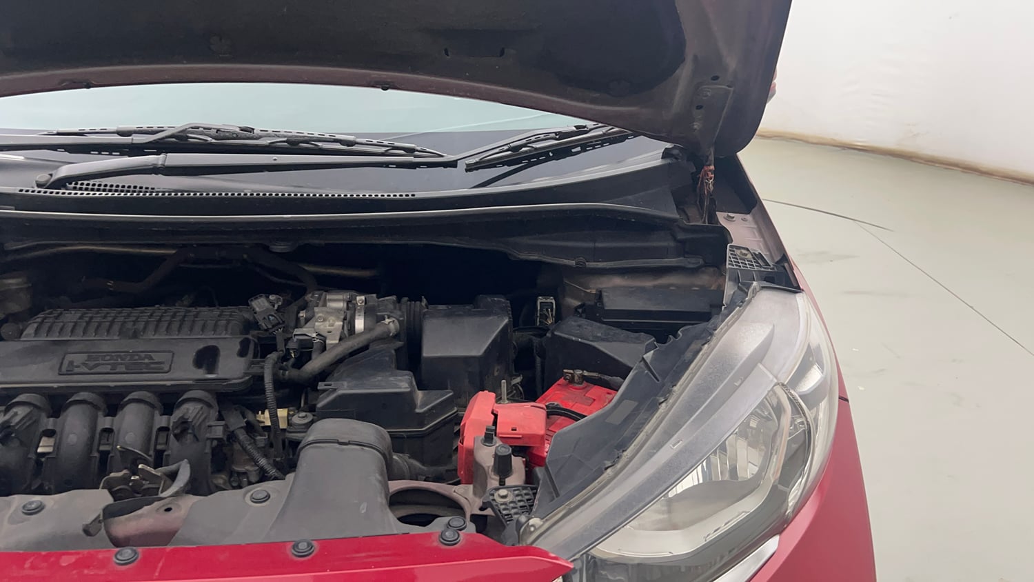 Used 2019 Honda WR-V VX MT Petrol Petrol Manual engine ENGINE LEFT SIDE HINGE & APRON VIEW