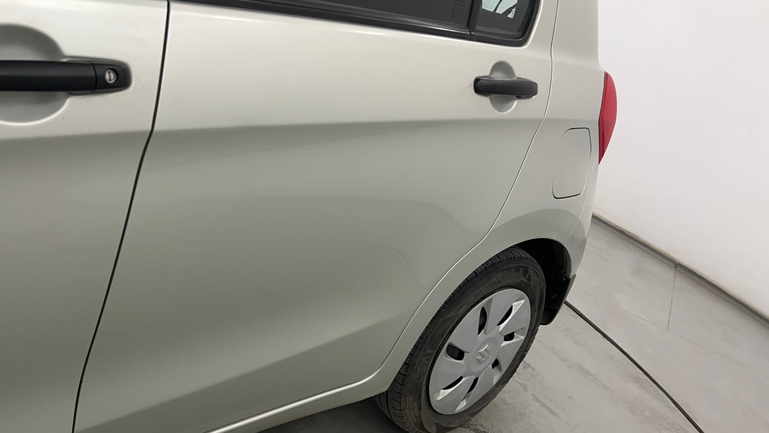 Used 2017 Maruti Suzuki Celerio VXI  CNG (Outside Fitted) Cng Manual dents MINOR SCRATCH