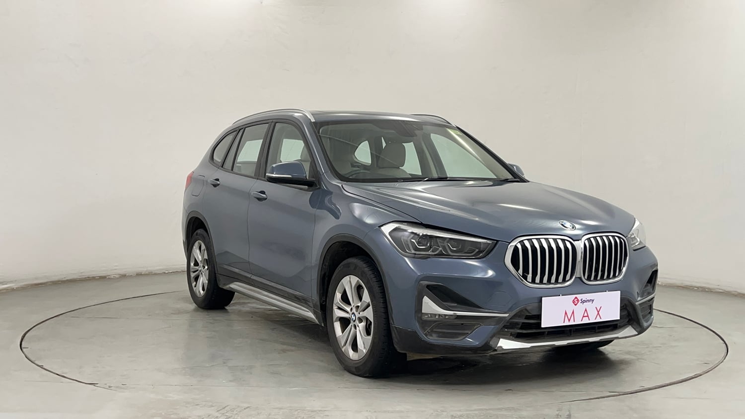 Used 2021 BMW X1 sDrive20d xLine Diesel Automatic exterior RIGHT FRONT CORNER VIEW