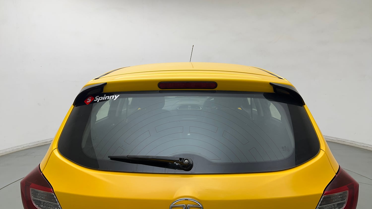 Used 2020 Tata Tiago XZ Plus Petrol Manual exterior BACK WINDSHIELD VIEW