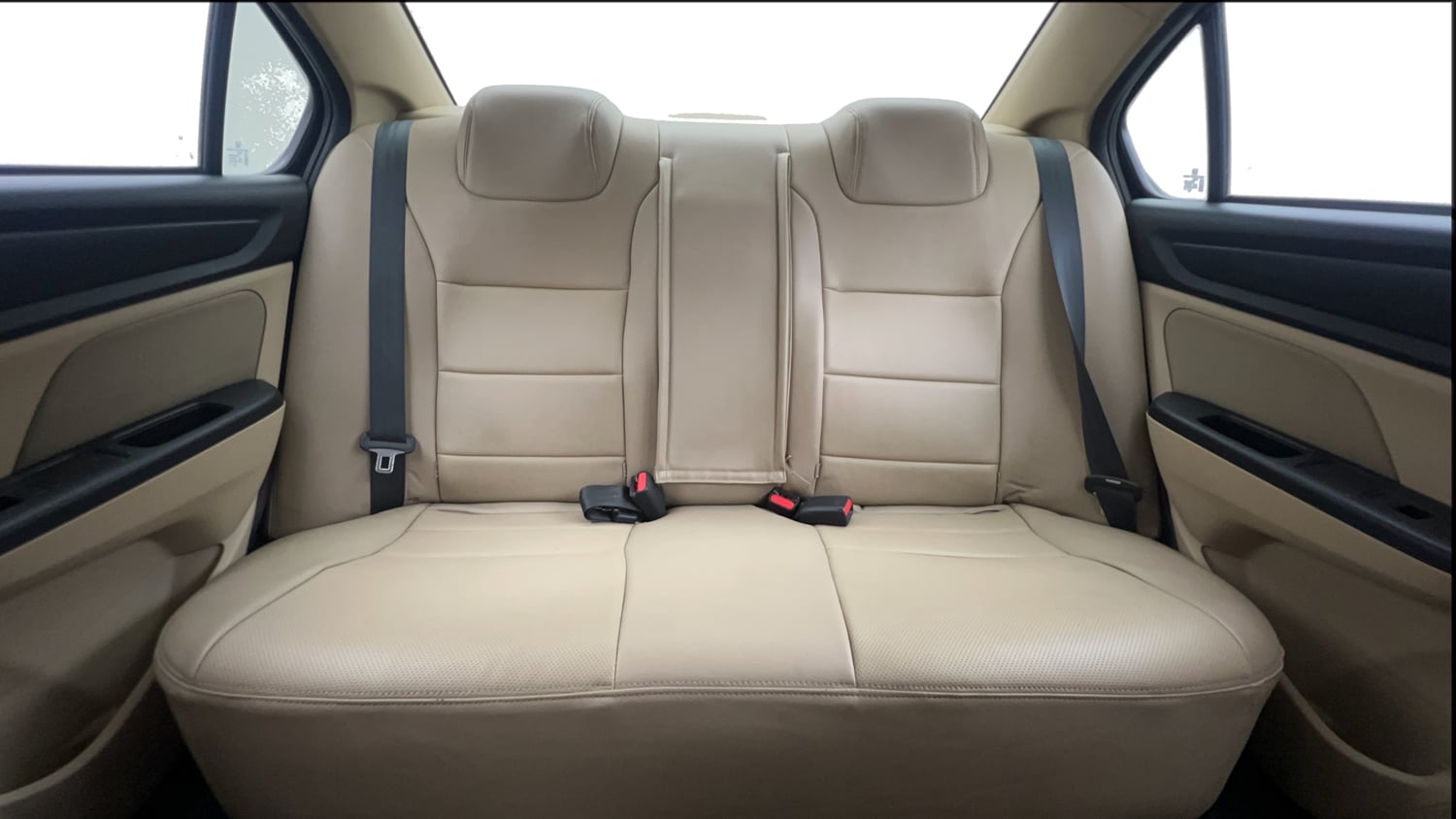 Used 2025 honda Amaze 2nd Generation VX 1.2 Petrol MT Petrol Manual interior REAR SEAT CONDITION VIEW