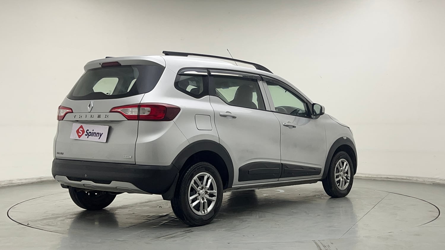 Used 2020 Renault Triber RXL Petrol Manual exterior RIGHT REAR CORNER VIEW