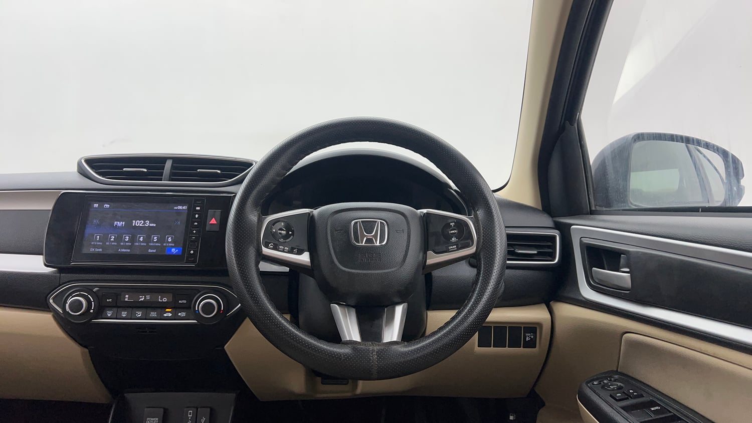 Used 2025 honda Amaze 2nd Generation VX 1.2 Petrol MT Petrol Manual interior STEERING VIEW