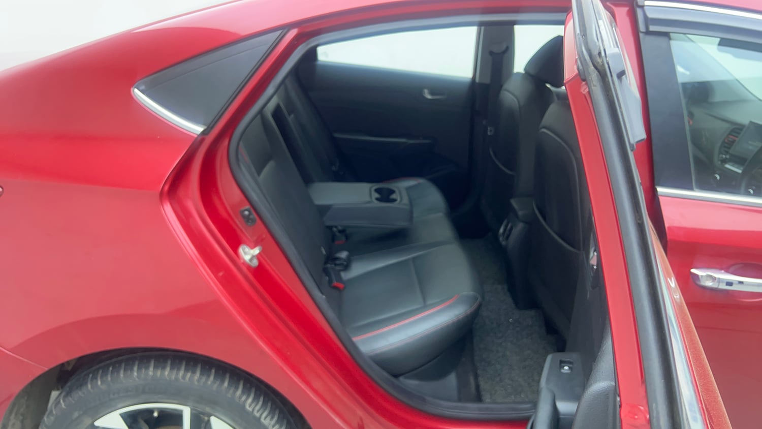 Used 2021 Hyundai Verna SX (O) 1.0 Turbo DCT Petrol Automatic interior RIGHT SIDE REAR DOOR CABIN VIEW