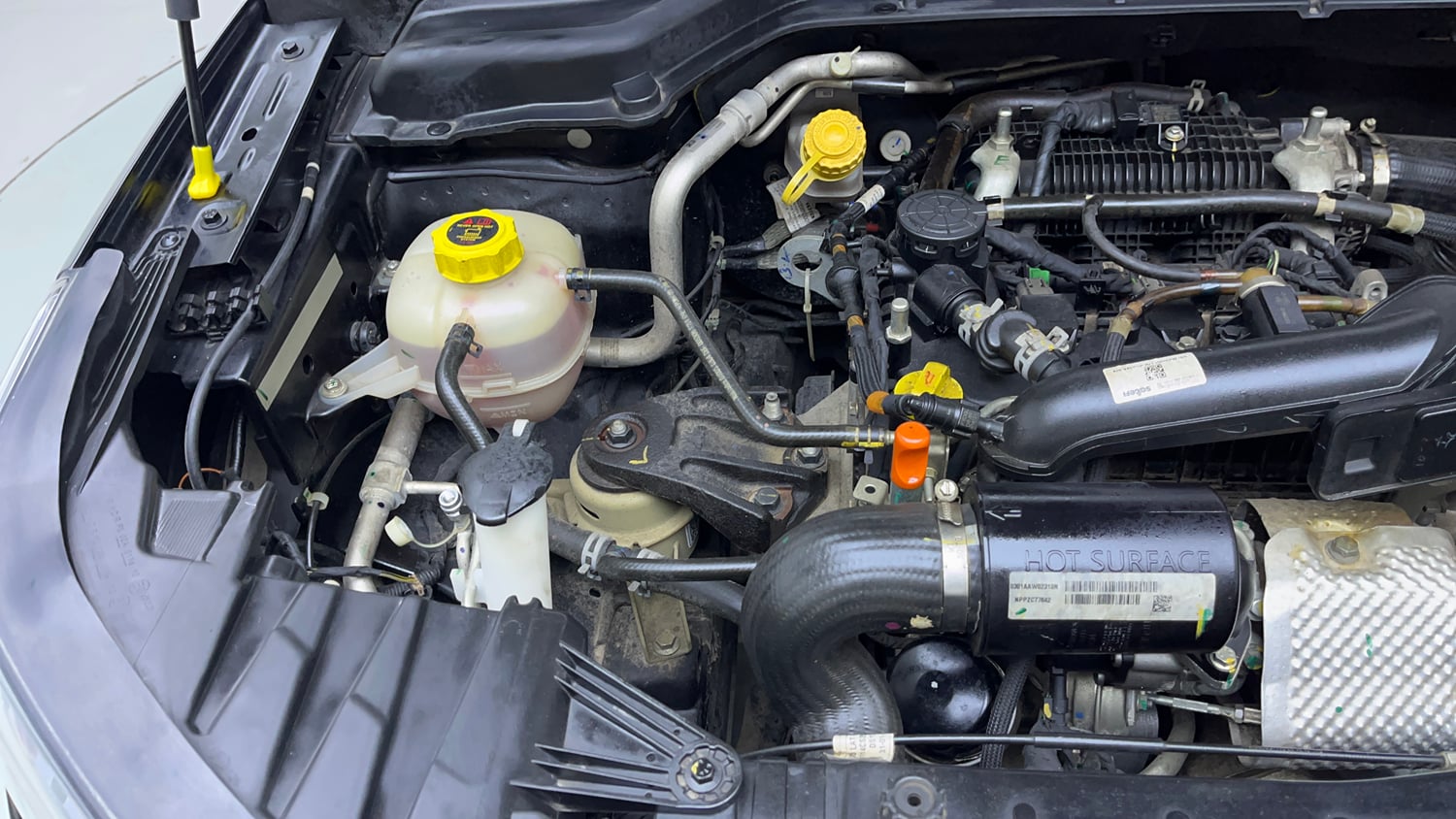 Used 2023 Mahindra XUV 300 W4 1.2 Petrol Petrol Manual engine ENGINE RIGHT SIDE VIEW