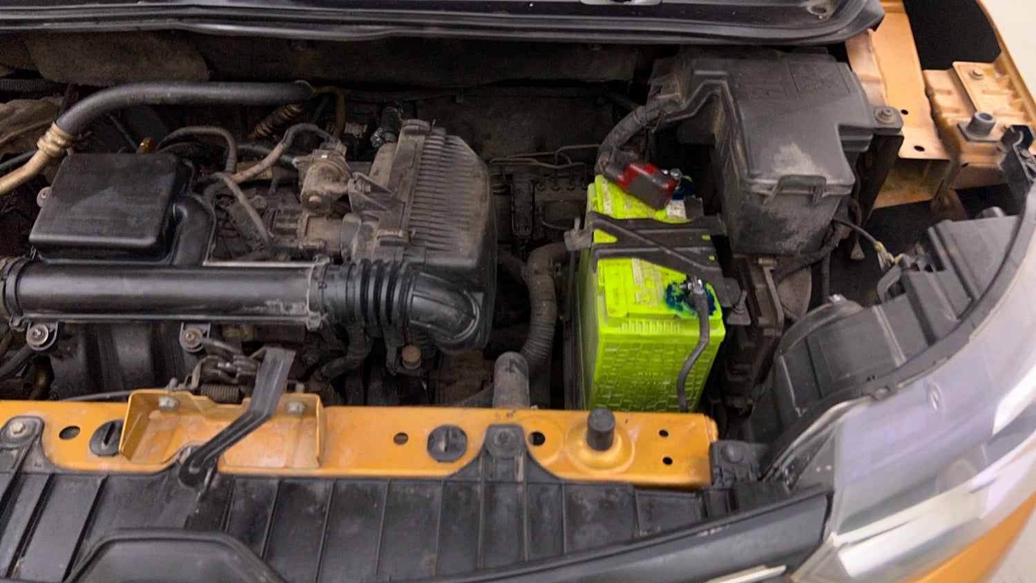 Used 2021 Renault Triber RXZ EASY-R AMT Petrol Automatic engine ENGINE LEFT SIDE VIEW