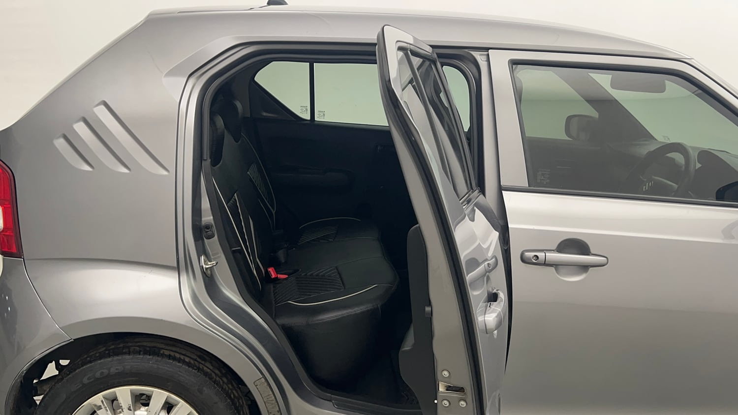 Used 2020 Maruti Suzuki Ignis Sigma 1.2 MT Petrol Manual interior RIGHT SIDE REAR DOOR CABIN VIEW