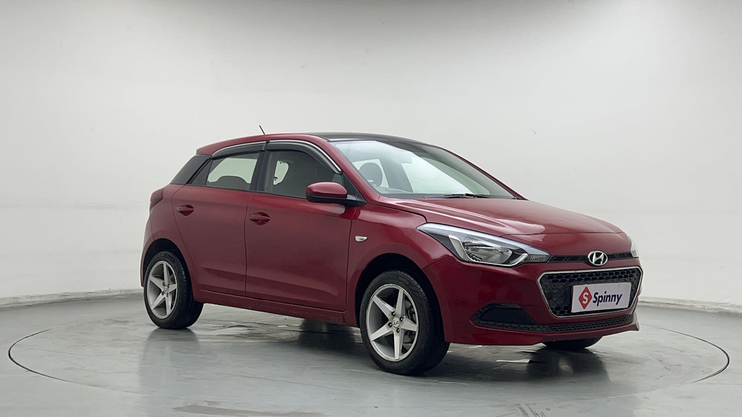 Used 2018 Hyundai Elite i20 Magna Executive 1.2 Petrol Manual exterior RIGHT FRONT CORNER VIEW