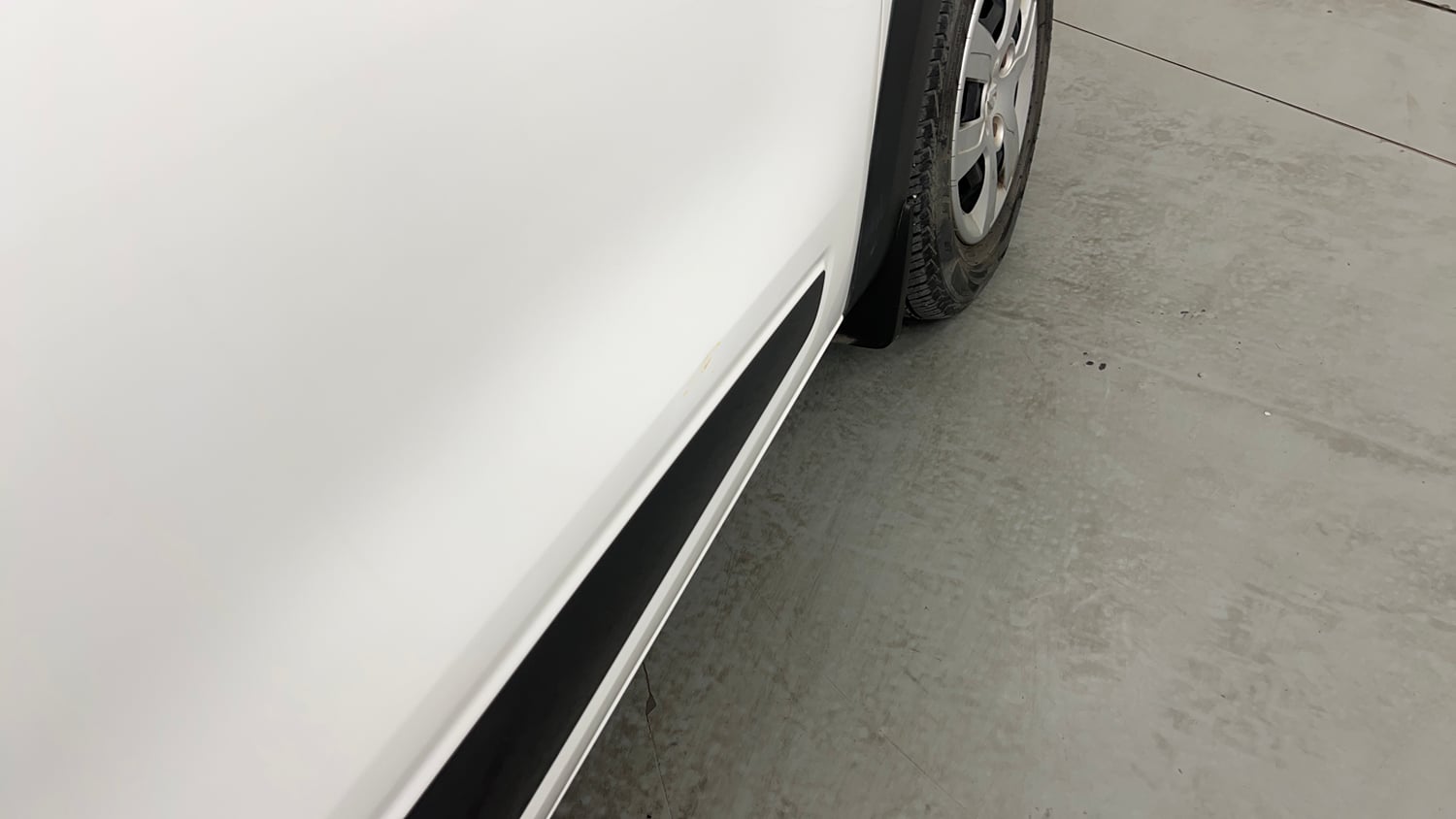 Used 2016 Renault Kwid RXT Petrol Manual dents MINOR DENT