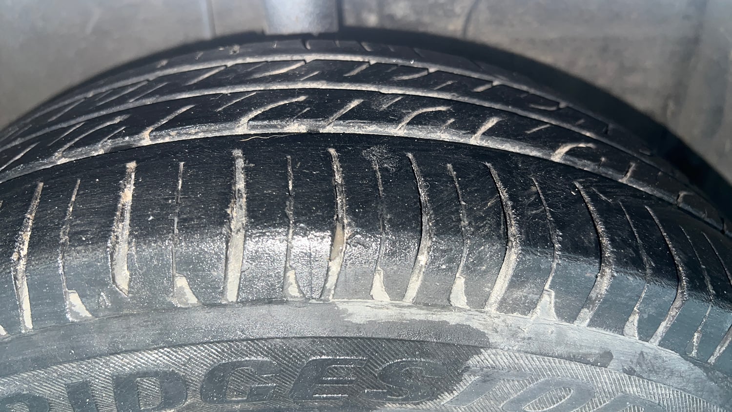 Used 2016 Toyota Etios Liva V Petrol Manual tyres RIGHT FRONT TYRE TREAD VIEW