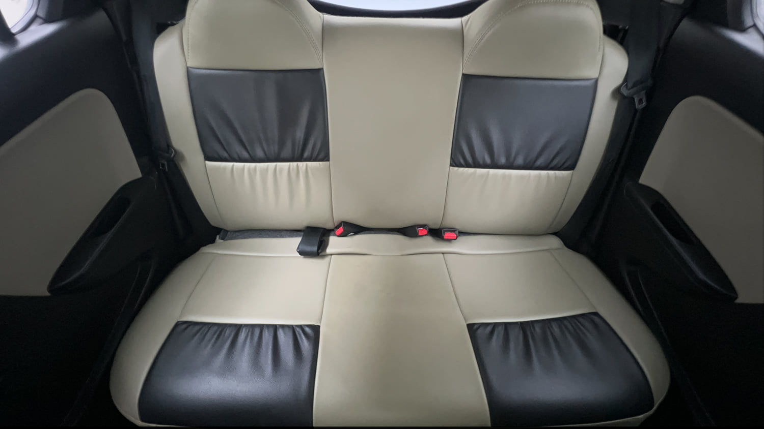 Used 2021 Maruti Suzuki Alto 800 Vxi Plus Petrol Manual interior REAR SEAT CONDITION VIEW
