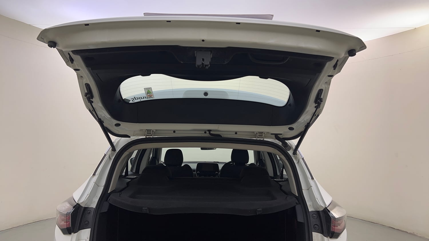 Used 2022 Tata Harrier XT Diesel Manual interior DICKY DOOR OPEN VIEW