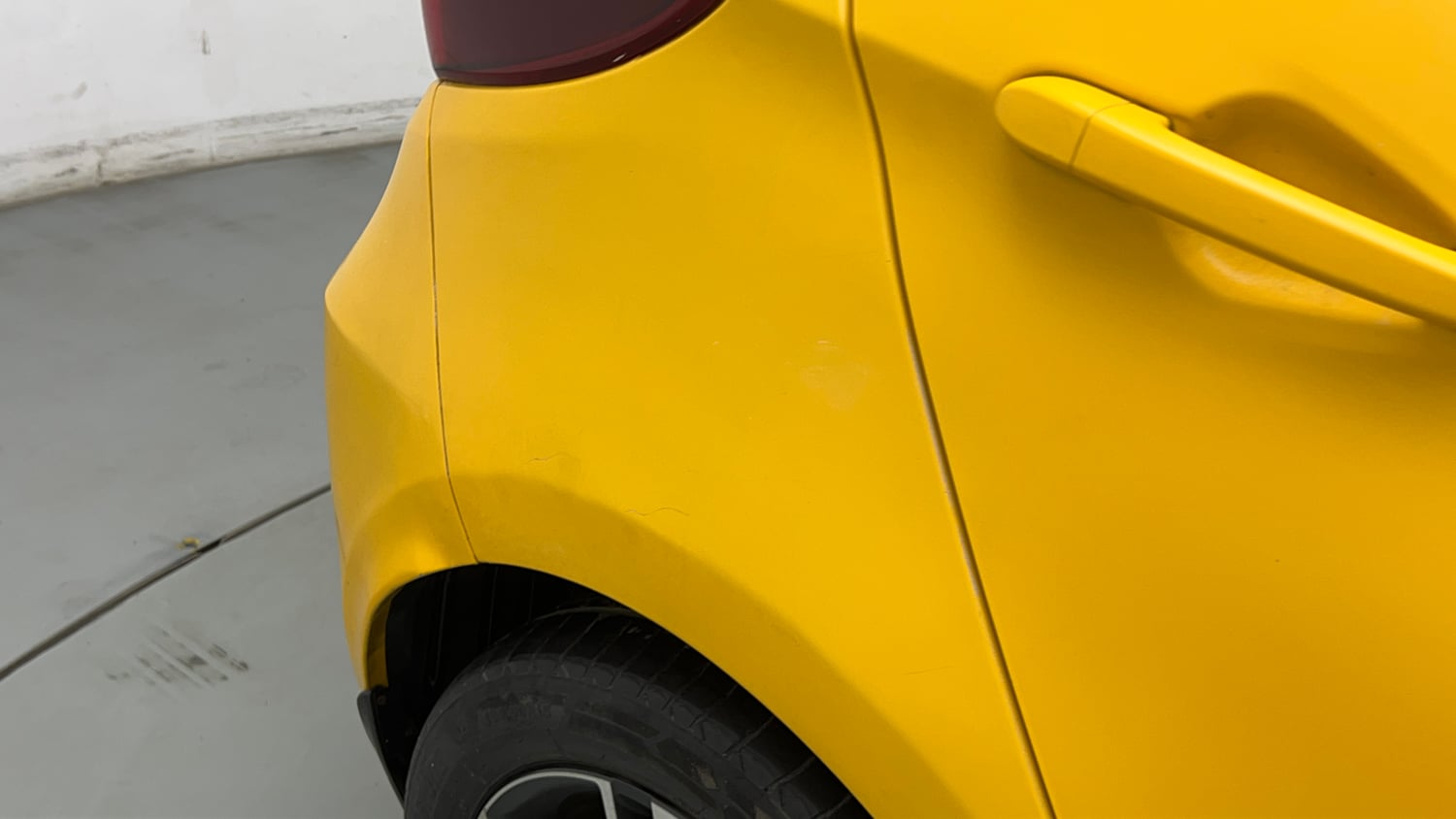 Used 2020 Tata Tiago XZ Plus Petrol Manual dents MINOR SCRATCH