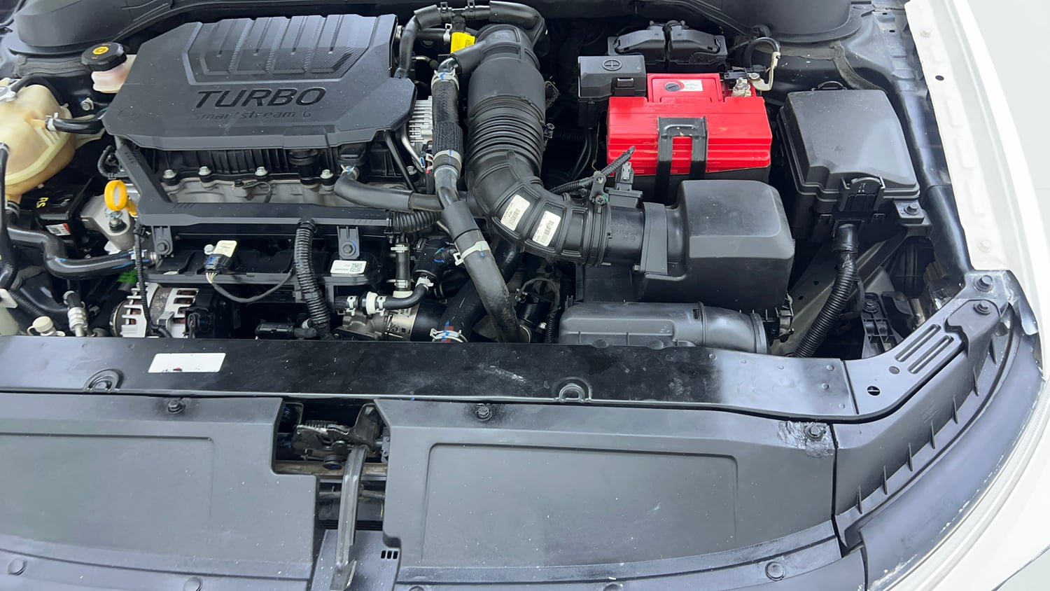 Used 2023 Hyundai Verna SX (O) 1.5 Turbo Petrol DCT Petrol Automatic engine ENGINE LEFT SIDE VIEW