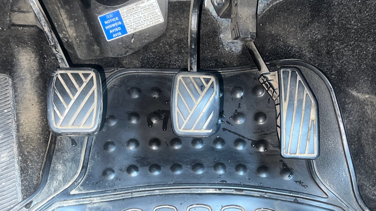 Used 2021 Maruti Suzuki Baleno Zeta Petrol Manual interior PEDALS VIEW