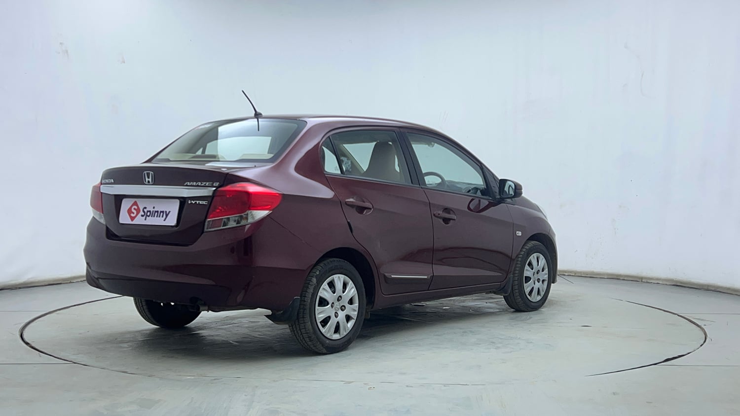 Used 2015 Honda Amaze 1.2 S i-VTEC Petrol Manual exterior RIGHT REAR CORNER VIEW