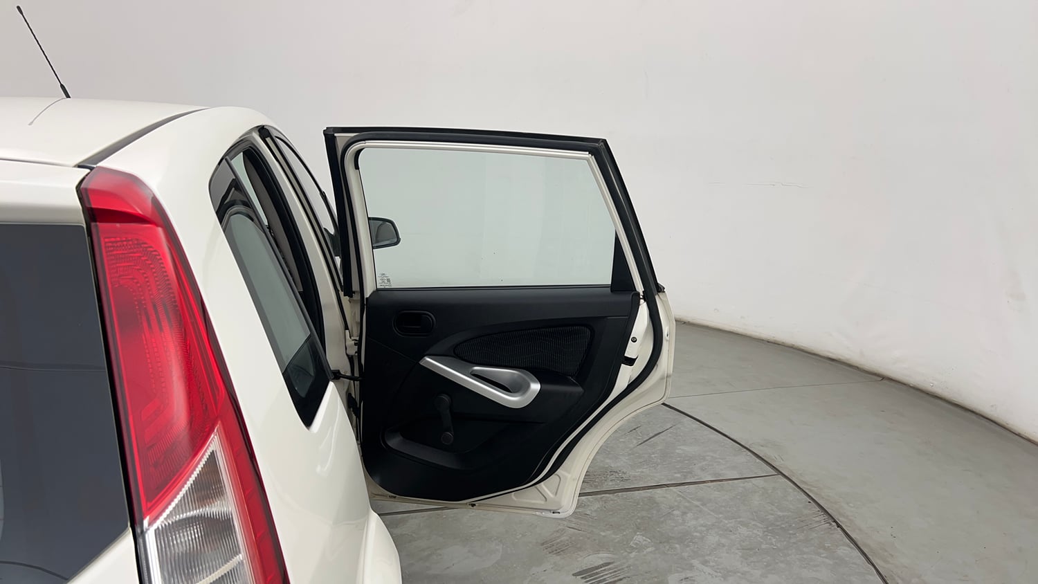 Used 2014 Ford Figo Duratec Petrol ZXI 1.2 Petrol Manual interior RIGHT REAR DOOR OPEN VIEW