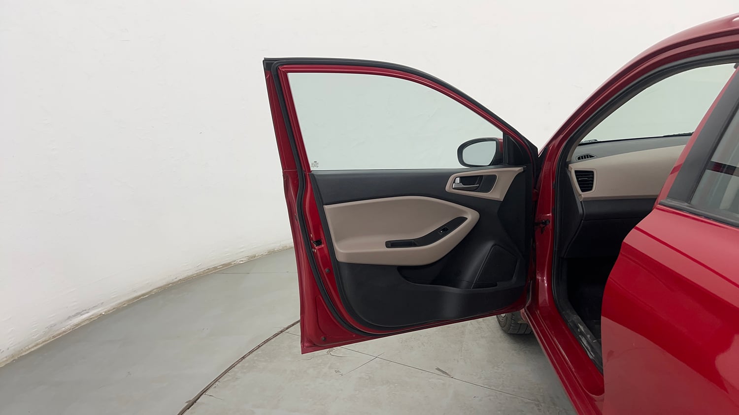 Used 2015 Hyundai Elite i20 Asta 1.2 Petrol Manual interior LEFT FRONT DOOR OPEN VIEW