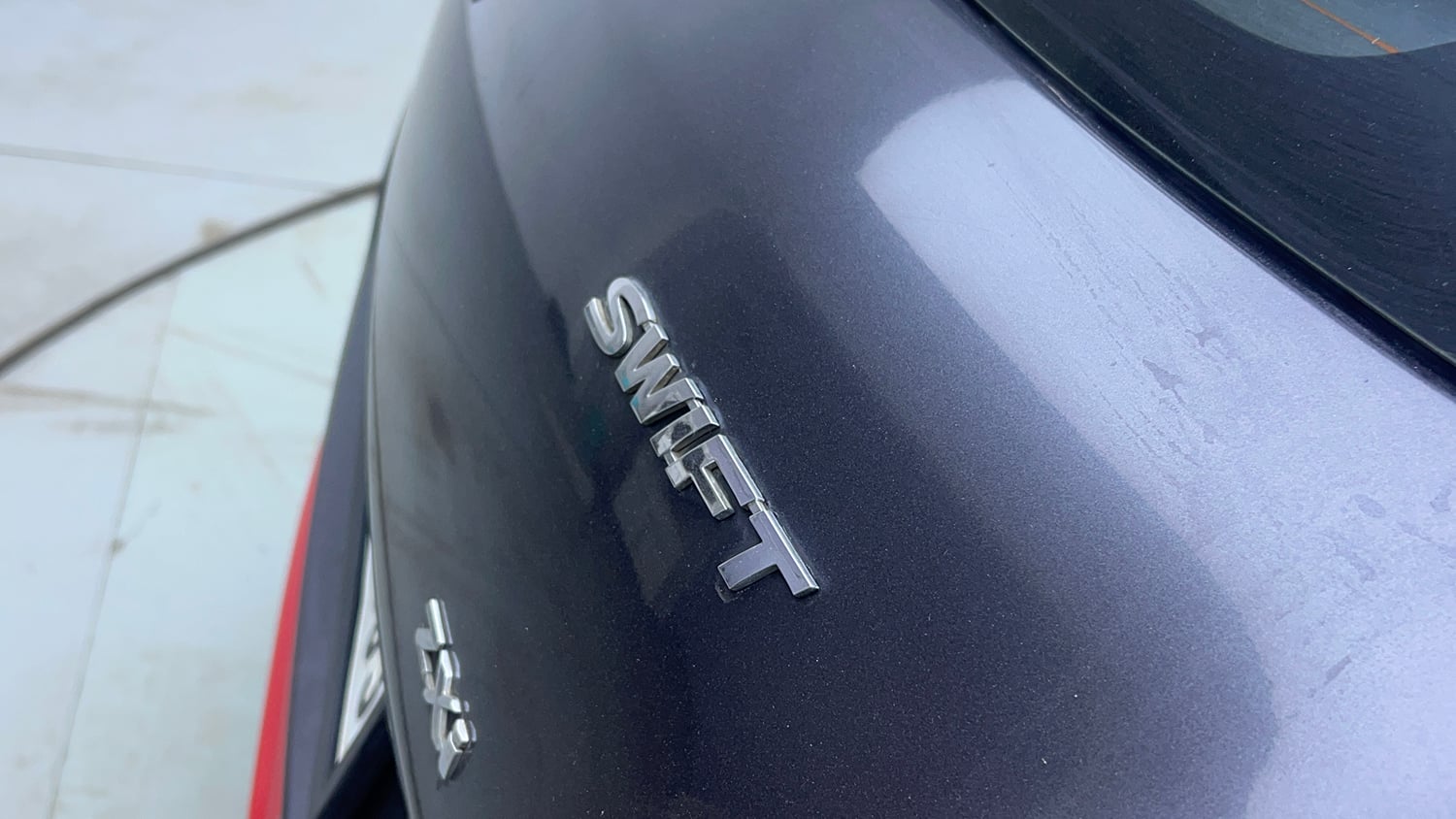 Used 2017 Maruti Suzuki Swift ZXi Petrol Manual dents MINOR DENT