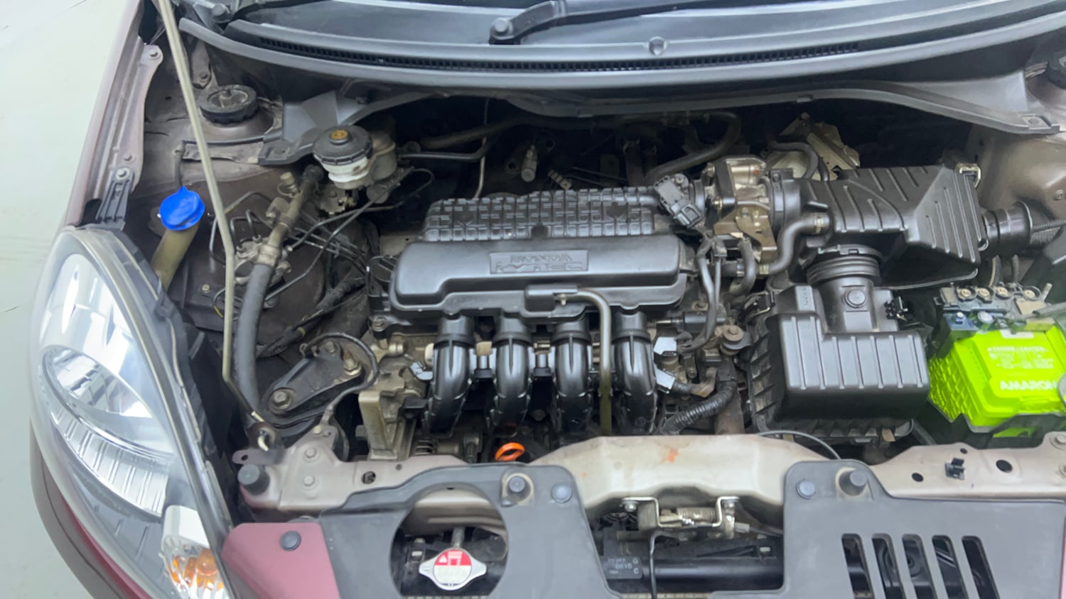 Used 2015 Honda Amaze 1.2 S i-VTEC Petrol Manual engine ENGINE RIGHT SIDE VIEW