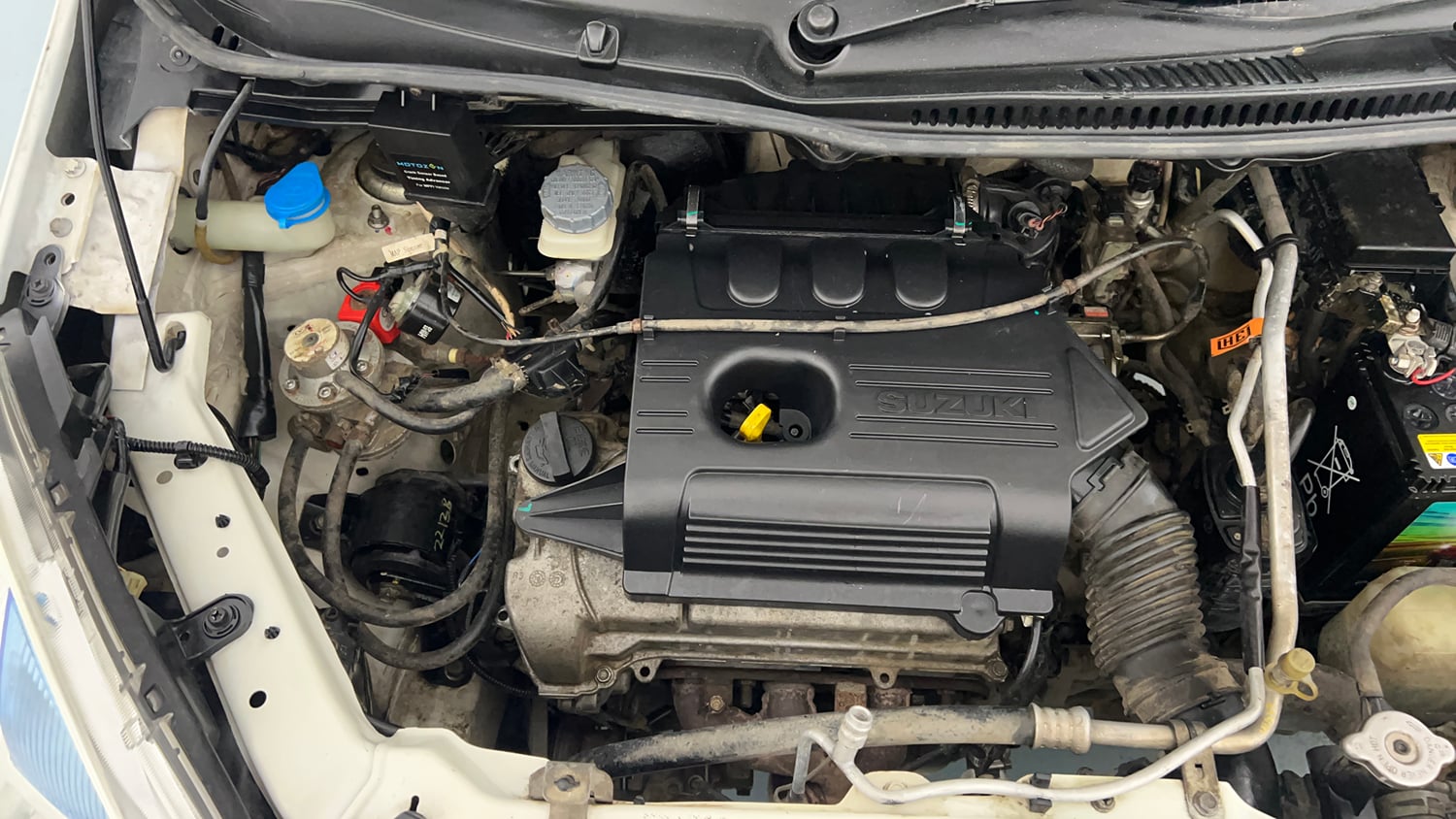 Used 2017 Maruti Suzuki Wagon R 1.0 VXI Petrol + CNG (Outside Fitted) Cng Manual engine ENGINE RIGHT SIDE VIEW