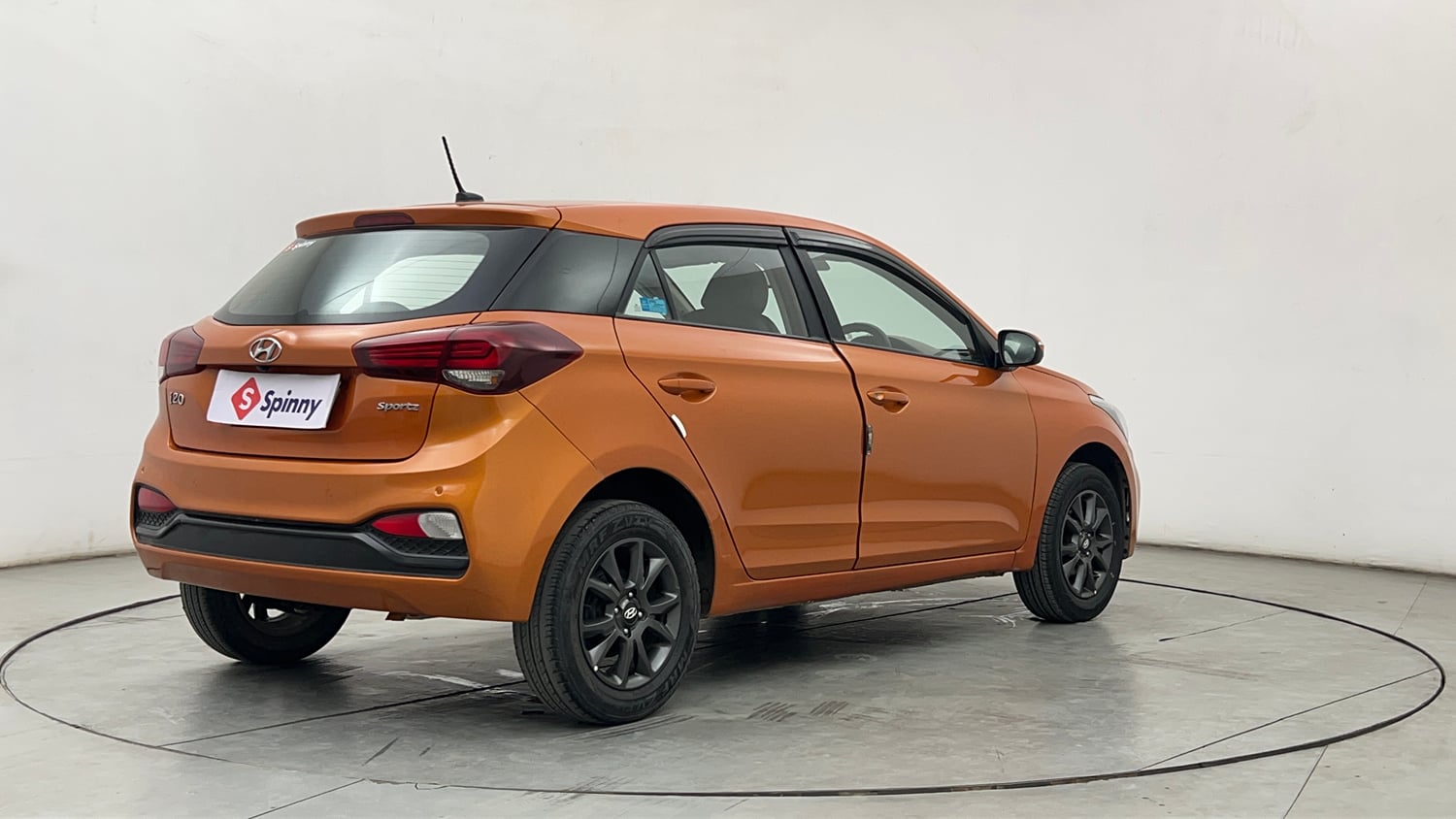 Used 2019 Hyundai Elite i20 Sportz Plus 1.2 Petrol Manual exterior RIGHT REAR CORNER VIEW