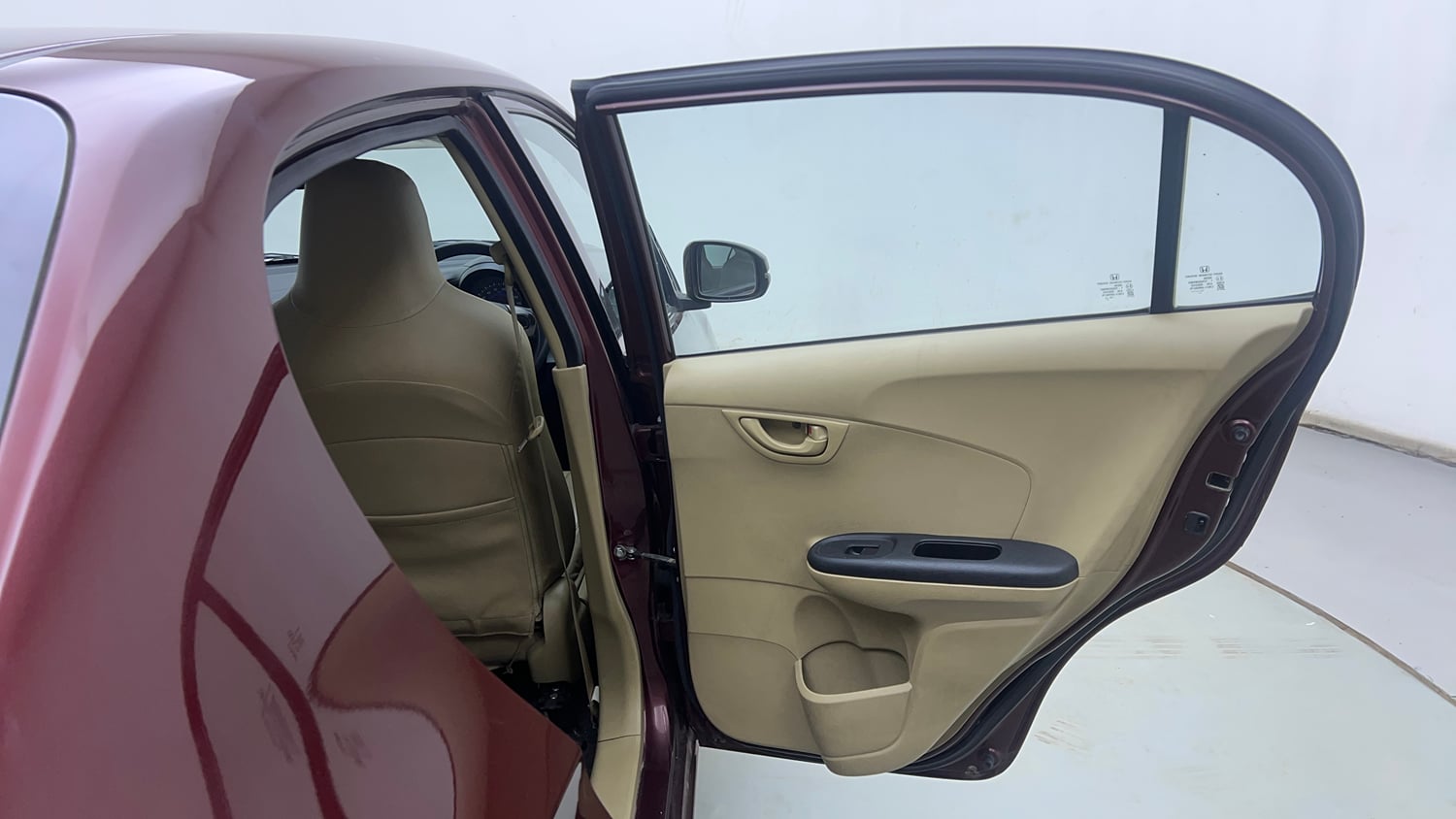 Used 2015 Honda Amaze 1.2 S i-VTEC Petrol Manual interior RIGHT REAR DOOR OPEN VIEW