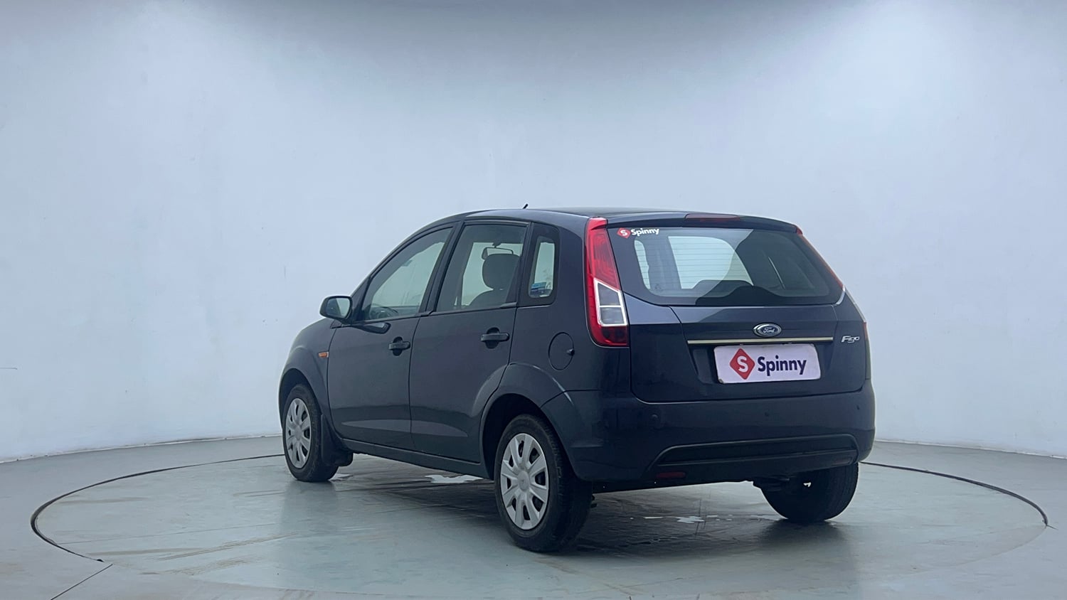 Used 2014 Ford Figo Duratec Petrol ZXI 1.2 Petrol Manual exterior LEFT REAR CORNER VIEW