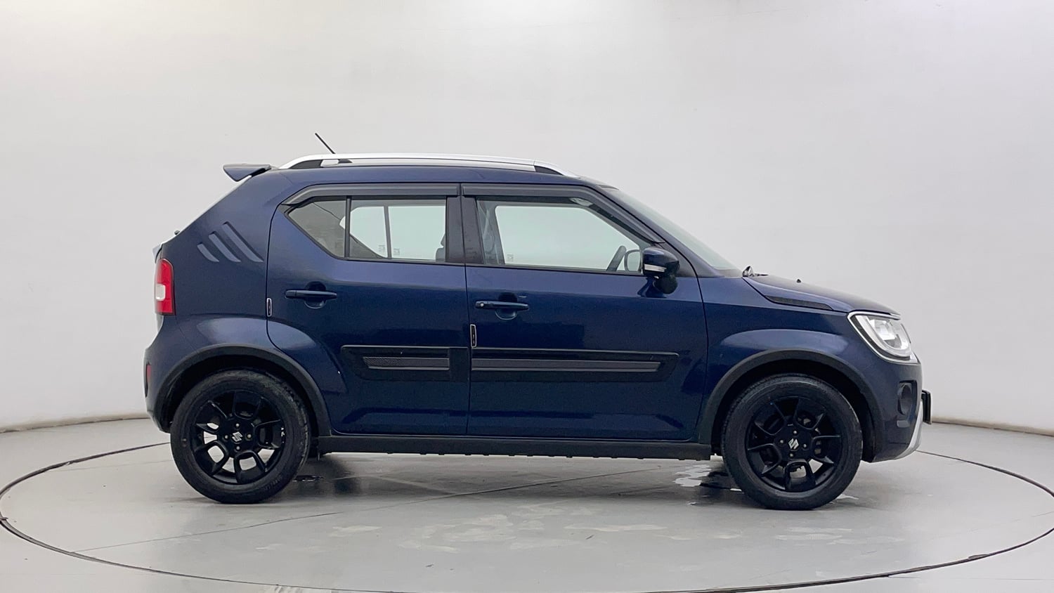 Used 2022 Maruti Suzuki Ignis Alpha 1.2 MT Petrol Manual exterior RIGHT SIDE VIEW