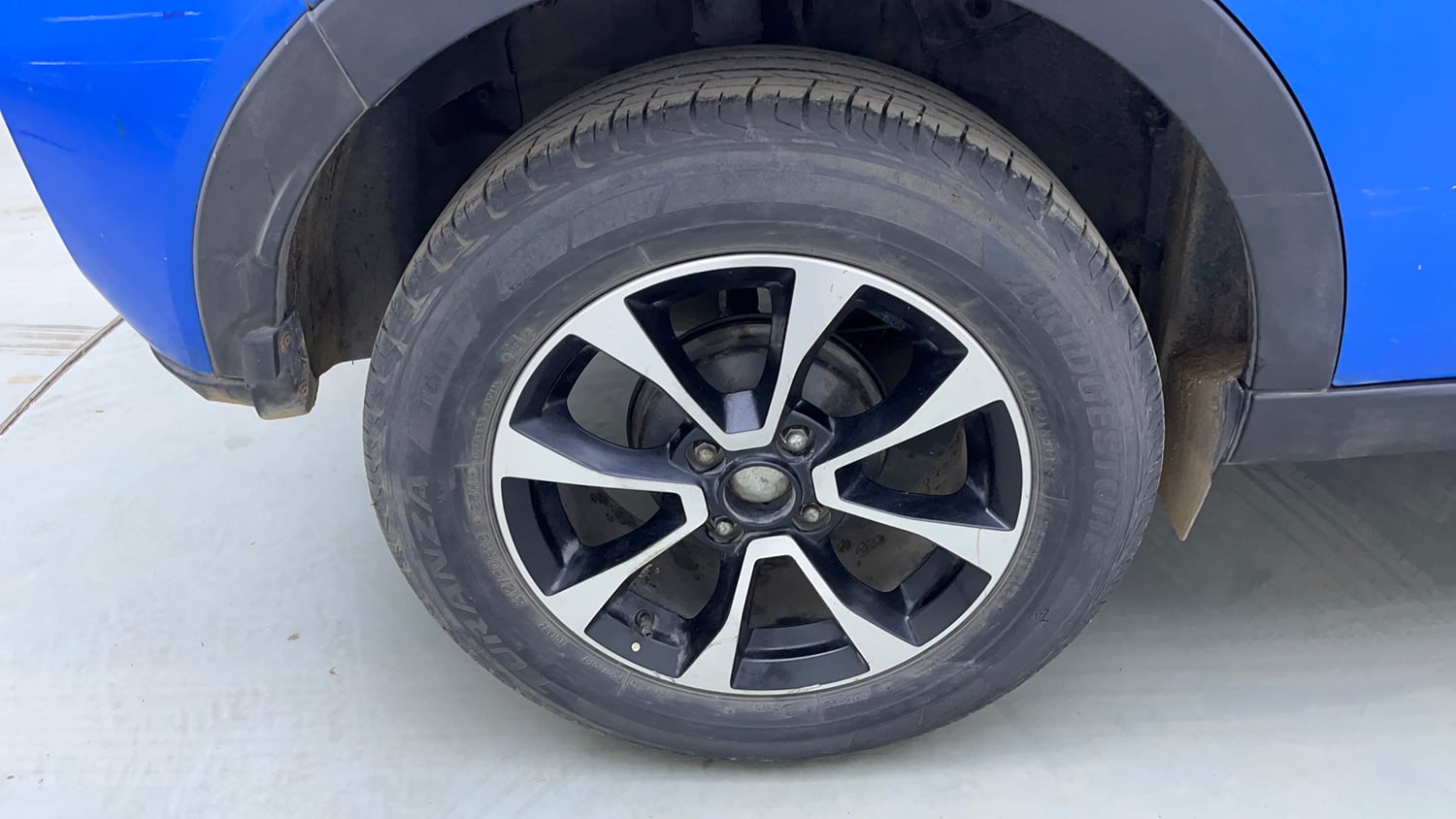 Used 2020 Tata Nexon XZA Plus (O) Petrol Automatic tyres RIGHT REAR TYRE RIM VIEW