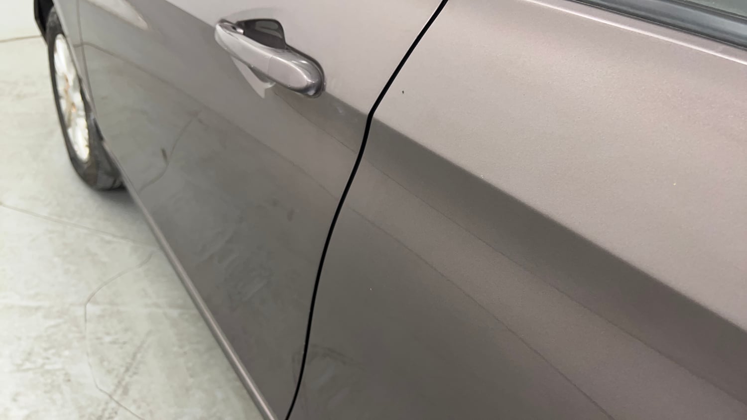 Used 2017 Tata Tiago Revotron XZ Petrol Manual dents MINOR SCRATCH