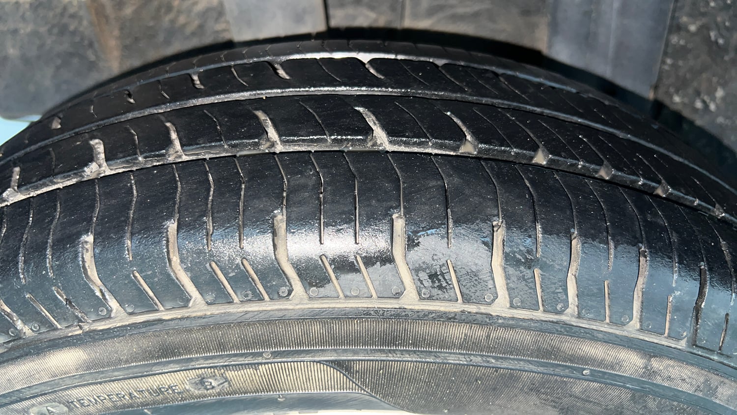 Used 2020 Renault Triber RXL Petrol Manual tyres RIGHT REAR TYRE TREAD VIEW